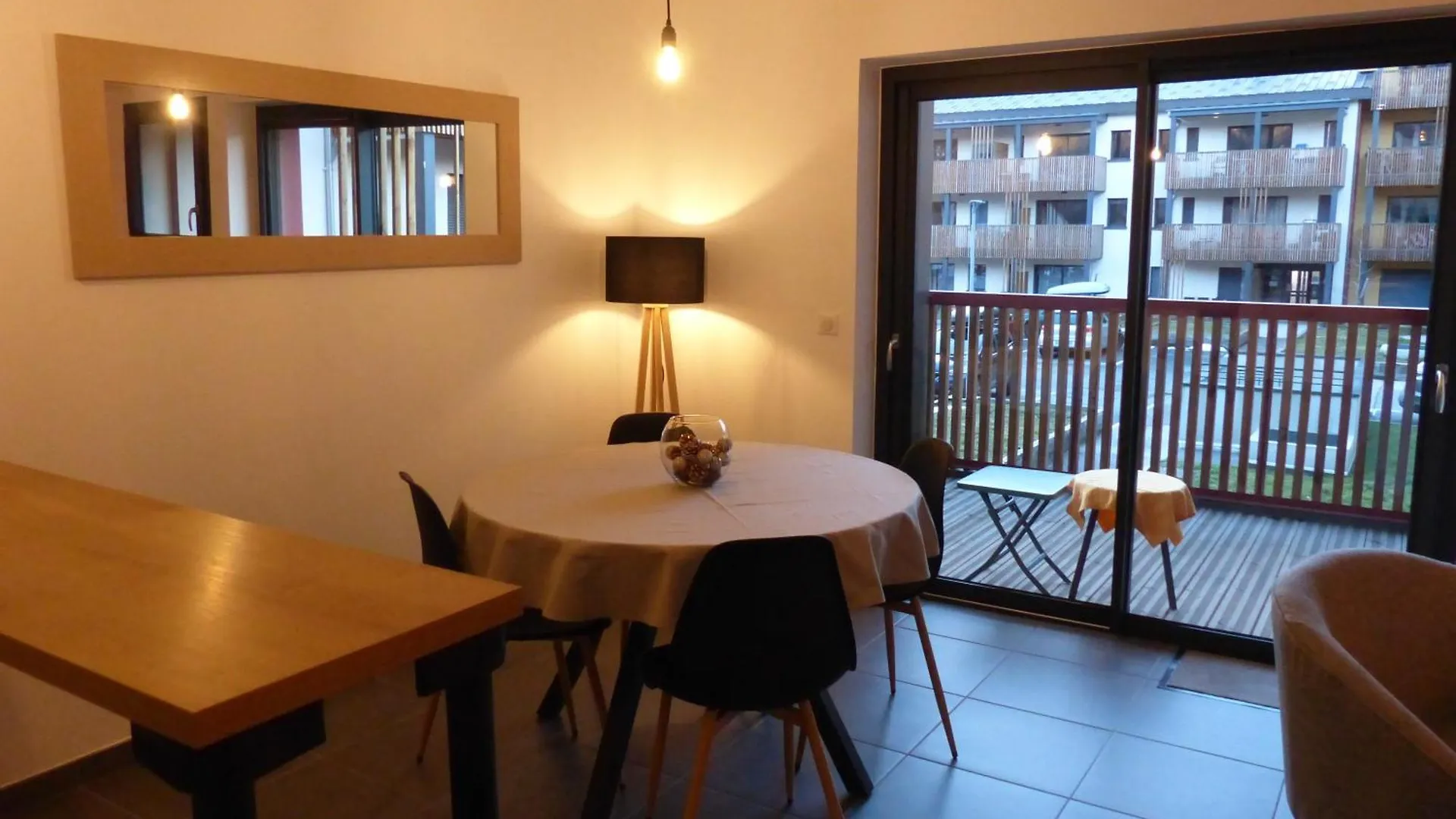 Le 206 Appartement Moderne Et Cosy-Terrasse -Centre-Parking-Wifi Bourg-Saint-Maurice
